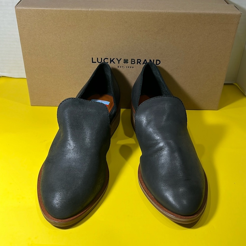 NWT Womens Lucky Brand black leather shoe size 7.5